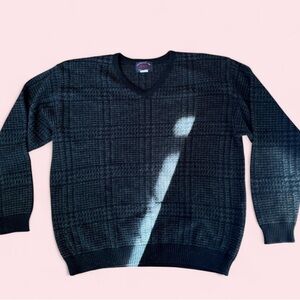 Vintage 90s Milford Sportswear Black and Gray Plaid V-Neck Sweater